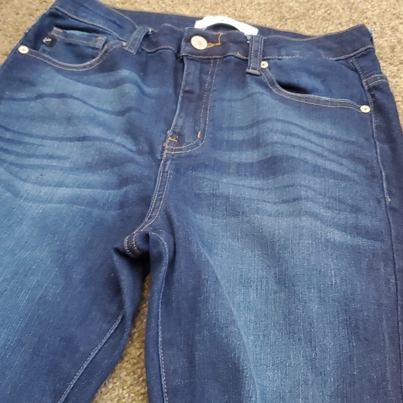 Kancan Jeans - Picture 13 of 13